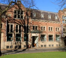 57440_1418636678394207_102427411_o